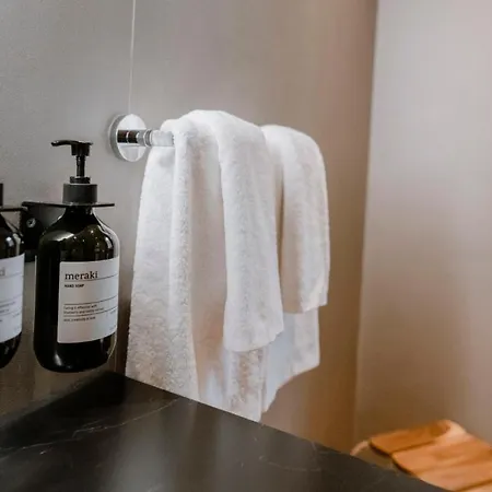Bed & Breakfast Parco Reala // Rural - Luxury - Corneliano d'Alba