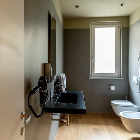Parco Reala // Rural - Luxury - Bed & Breakfast Corneliano d'Alba