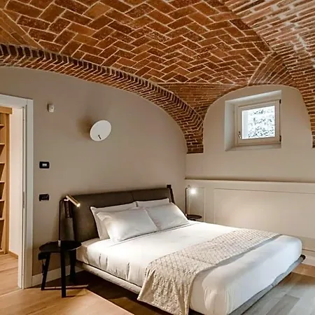 Parco Reala // Rural - Luxury - Corneliano d'Alba